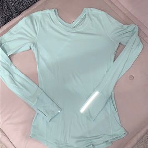 Lululemon long sleeve shirt